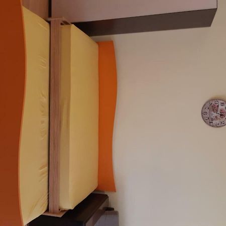 Ferienwohnung Studio Biju Warna Exterior foto