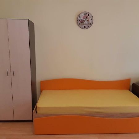 Ferienwohnung Studio Biju Warna Exterior foto