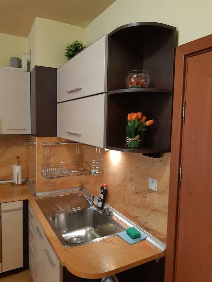 Ferienwohnung Studio Biju Warna Exterior foto